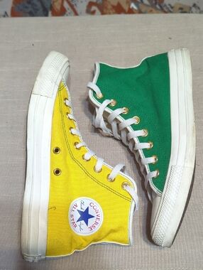 custom-designed Converse Chuck 70 Hi High Tops "North Dakota State" Bison NDSU